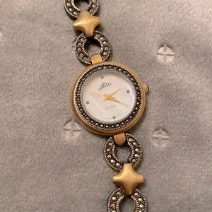 Alto Mother of Pearl Watch